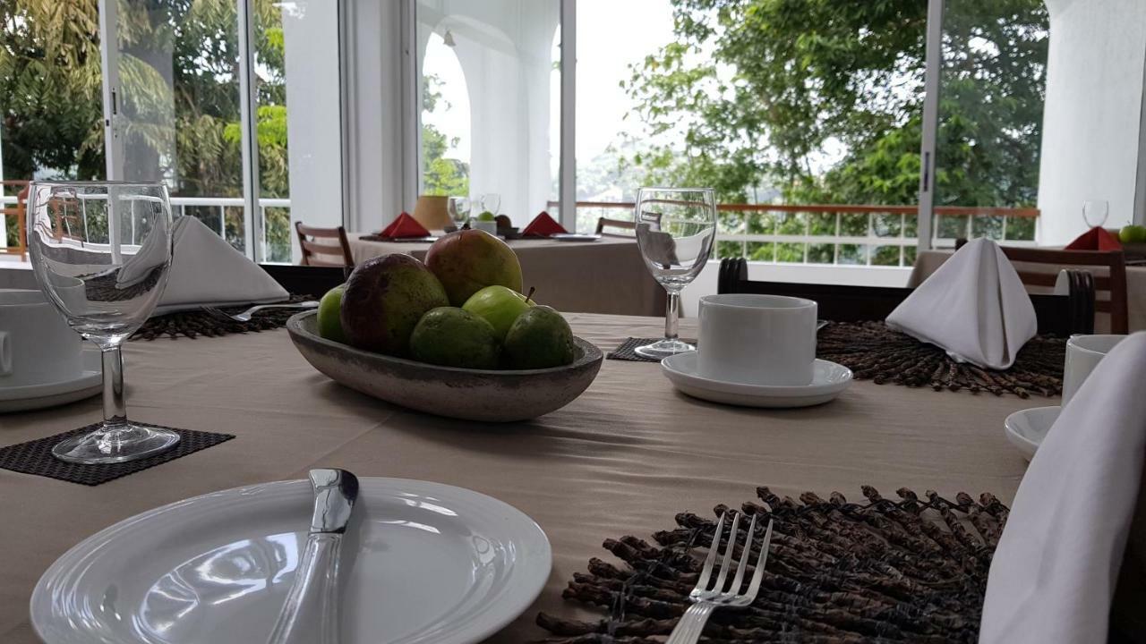 Regent Lodge Hotel & Villa Κάντι Εξωτερικό φωτογραφία